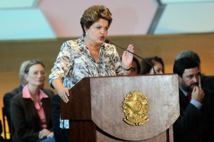 Rousseff dijo que tragedia en la discoteca no debe ocurrir jamás