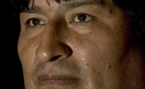 Evo Morales intentó visitar a Chávez pero sólo pudo hablar con los médicos
