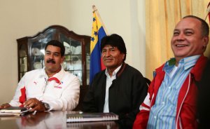 Evo Morales se habría reunido con Chávez… o no