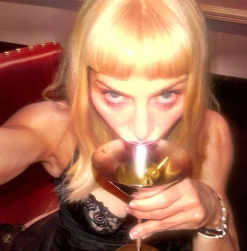 Esta es la primera FOTO de Madonna en Instagram (Grrr!)