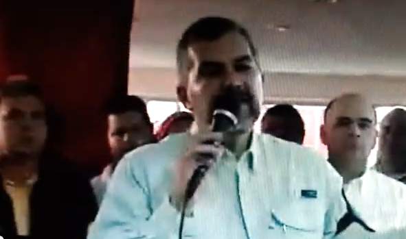 Al ministro Molina no le importan las leyes laborales y lo deja claro en estas amenazas (Video)