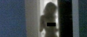 Andrés Calamaro publicó una foto de su ex novia, ¡totalmente desnuda! (Foto)