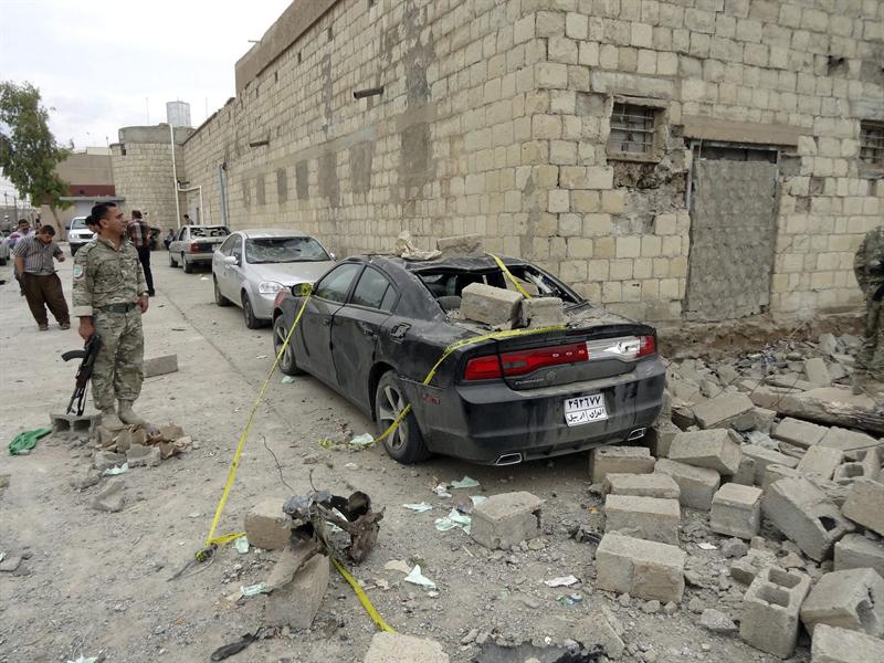 Al menos nueve muertos por la explosión de seis coches bomba en Bagdad (Foto)