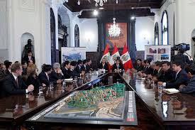 Gobierno de Perú lanza programa de construcción de teleféricos