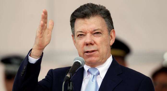 Presidente Santos acusa a un senador y a guerrilla de incitar a violencia en protestas