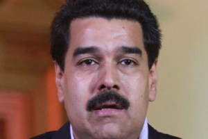 Maduro mete la pata geográfica nuevamente: No sabe cual es la bandera de Cuba (Video)