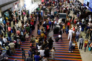 Al menos 200 mil pasajeros se movilizarán por Maiquetía este fin de año