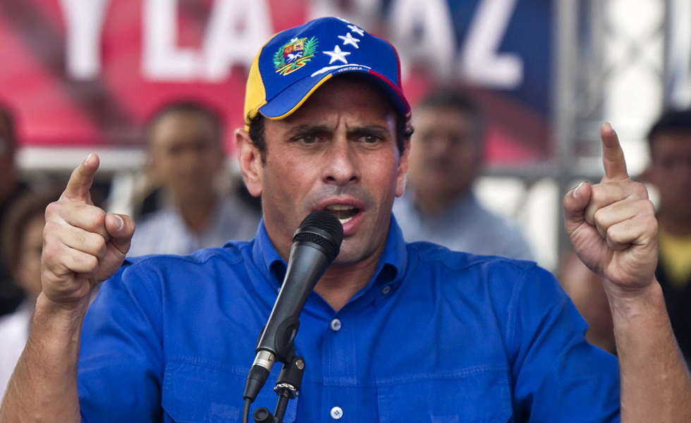 Oficialistas impiden el paso a Capriles en Petare