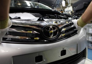 Toyota paralizará operaciones por retrasos de Cadivi