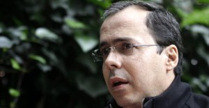 Orden de captura de Interpol contra JJ Rendón, desmienten demanda a presidente Funes