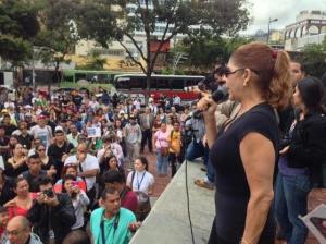 Amanda Gutiérrez a Maduro: No diga que le duele, haga algo para frenar la violencia
