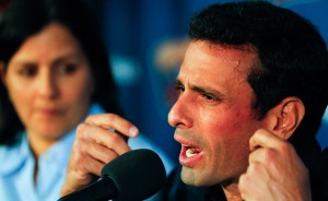 Capriles consulta con comunidades asistencia a Consejo Federal de Gobierno
