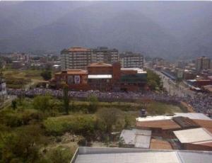 En Mérida las calles abarrotadas de manifestantes (Fotos)