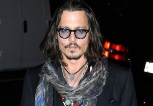 Jennifer López y Johnny Depp presentan “The Boy Next Door” y “Mortdecai”