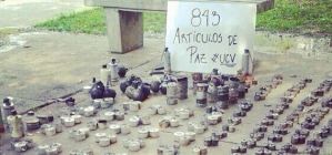 La FOTO: Estudiantes recolectan 843 artefactos represores en la UCV
