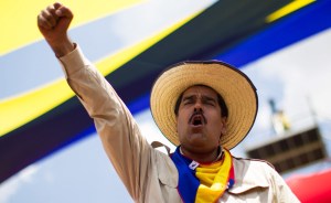 Desde “Chávez, el pajarito” hasta “Bolívar quedó huérfano de esposa”, Maduro  cumple un año