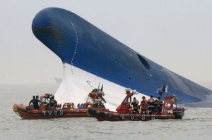 Aumenta número de víctimas del naufragio del barco surcoreano Sewol