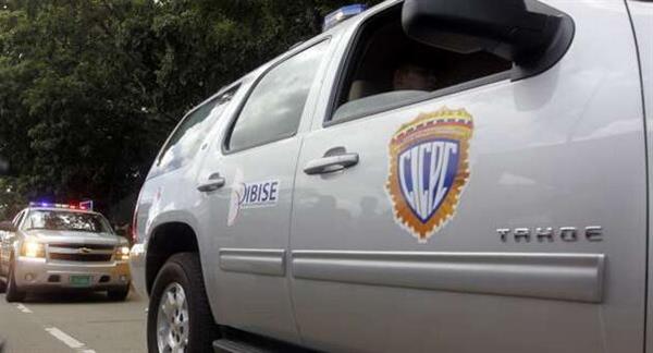 Allanamiento en La Isabelica dejó ocho personas detenidas