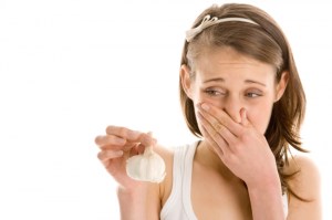 10 alimentos que provocan mal olor corporal
