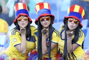 FOTOS: Se soltaron las colombianas más hermosas en el estadio (incluye japonés feliz)