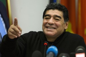 Maradona no acudió al estadio tras acusaciones de dar “mala suerte” al equipo albiceleste