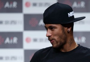 Lesión de espalda de Neymar está sanando “satisfactoriamente”