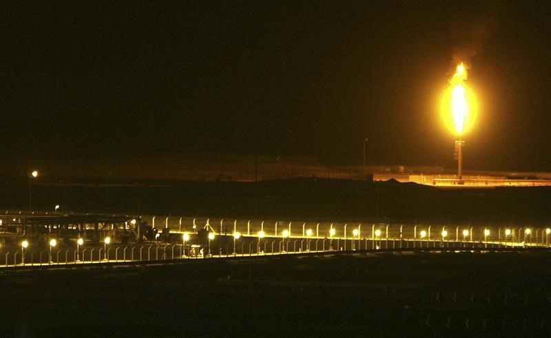 Arabia Saudita le dice a la Opep que reducirá producción de petróleo