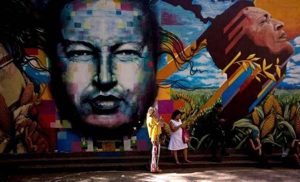 Los excesos electorales que cometió Chávez para gobernar siempre en Venezuela