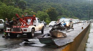 Seis muertos y 19 heridos dejó accidente de autobús en la Troncal 9