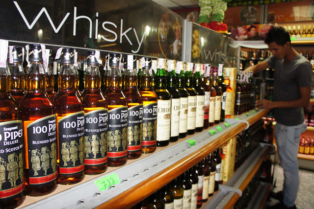 Hasta seis mil bolívares podría costar una botella de whisky importado