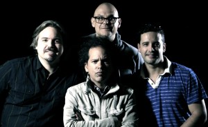 Los Amigos Invisibles llegarán a Maracaibo con su show acústico