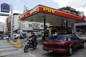 Cae venta de crudo diluido venezolano a EEUU, llegan compras de combustibles