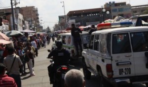 Buhoneros denuncian decomisos y represión tras aplicación de decreto