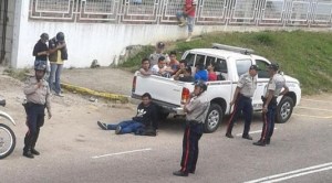 Así arrestó la PNB a los estudiantes en Táchira #7E (Video)