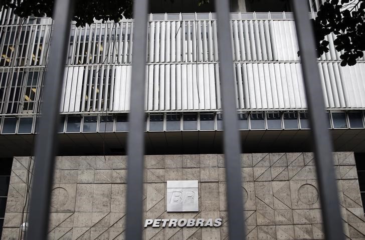 Justicia brasileña condena a seis implicados en caso Petrobras