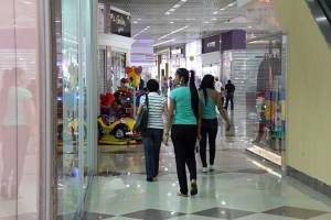 Comercios disminuyeron 60% de ventas en Carnaval