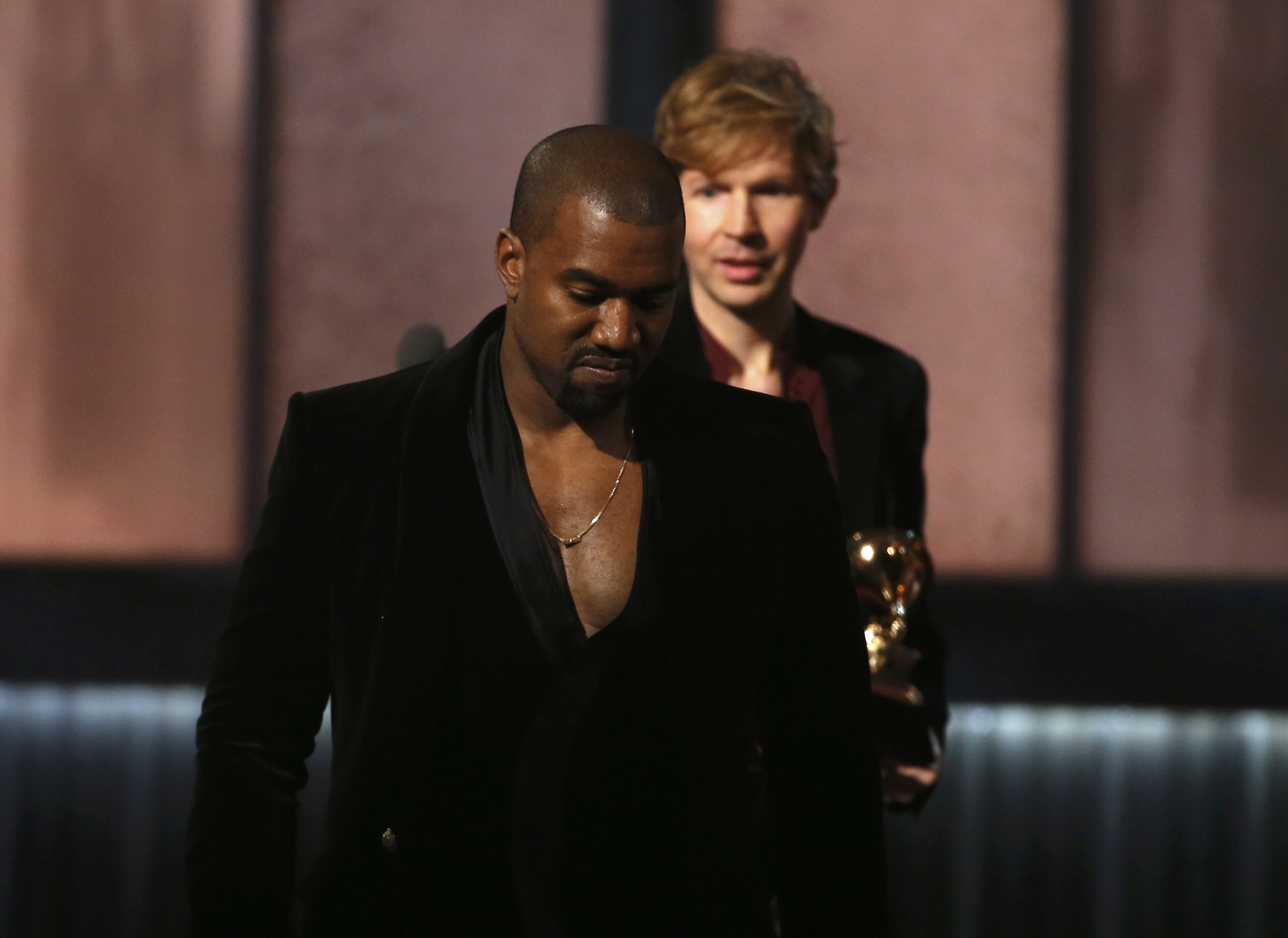 Como de costumbre…  Kanye West critica el Grammy otorgado a Beck