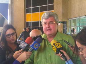 José “Jota” Contreras demanda a la MUD ante el TSJ solicitando primarias en Baruta, El Hatillo y Chacao