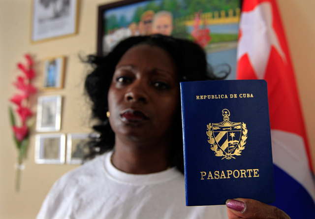 Cuba extiende por tres meses renovación de pasaportes en EEUU
