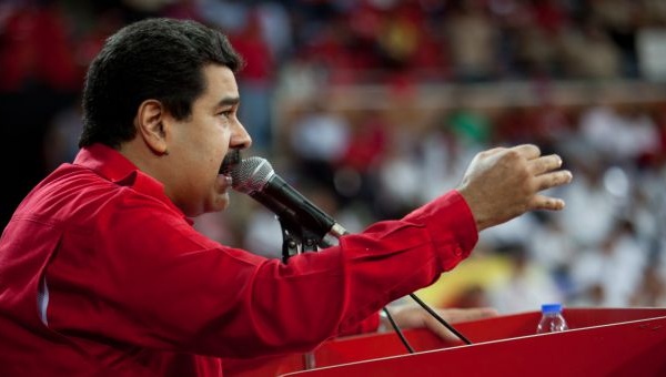 Maduro hará anuncios “candentes” este martes
