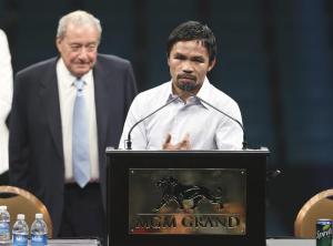 Manny Pacquiao revela que peleó con una mano