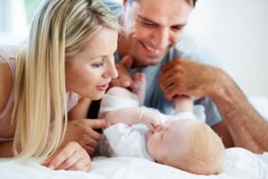 ¿Quieres convertirte en padre? Diferencia entre los que tienen hijos y los que no (Video)