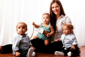 Laura Vieria habla de su experiencia de ser madre de trillizos