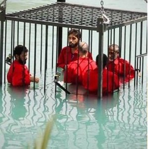 El Estado Islámico ahoga a las personas como una nueva forma ejecución