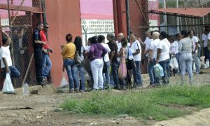 Pagan hasta 20 mil bolívares para introducir celulares en la cárcel de Uribana