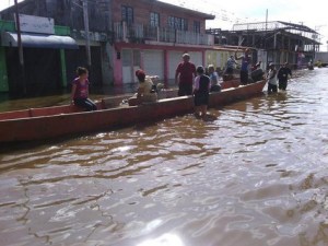 Más de cinco mil personas afectadas por crecida de ríos en Guasdualito (Video)