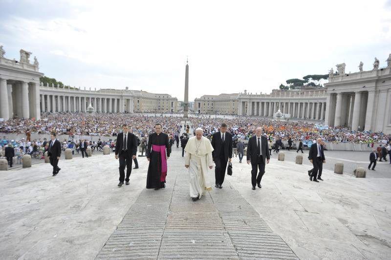 El Vaticano teme un complot para desacreditar al Papa Francisco