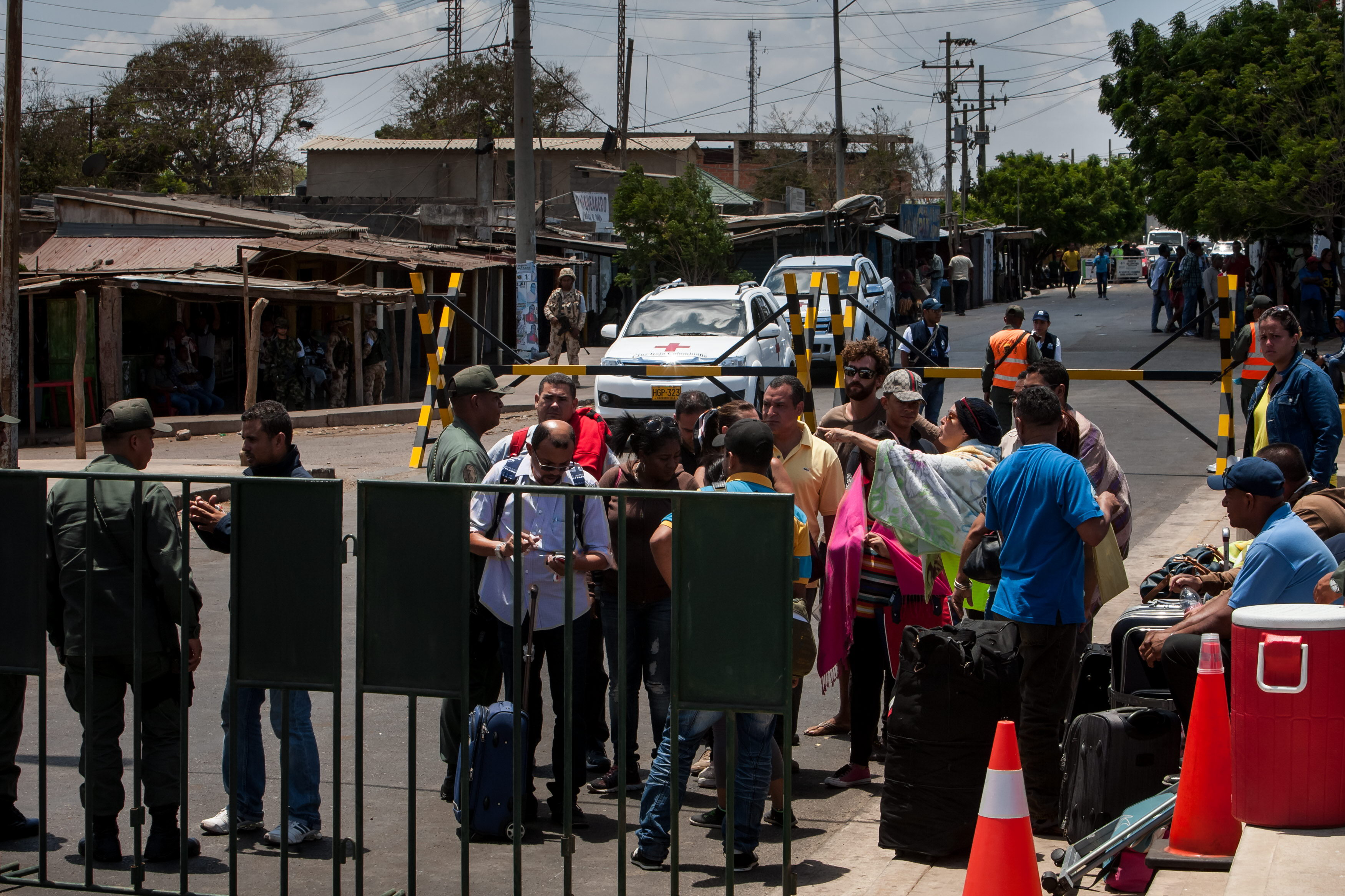 Arias Cárdenas dice que el cierre de frontera era la única vía que quedaba