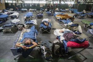 España podría acoger a 100 refugiados la próxima semana