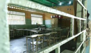 En escuelas robadas rechazan tesis de Maduro sobre “bandas paramilitares” en Guayana